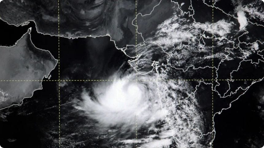 gujarat rain in winter